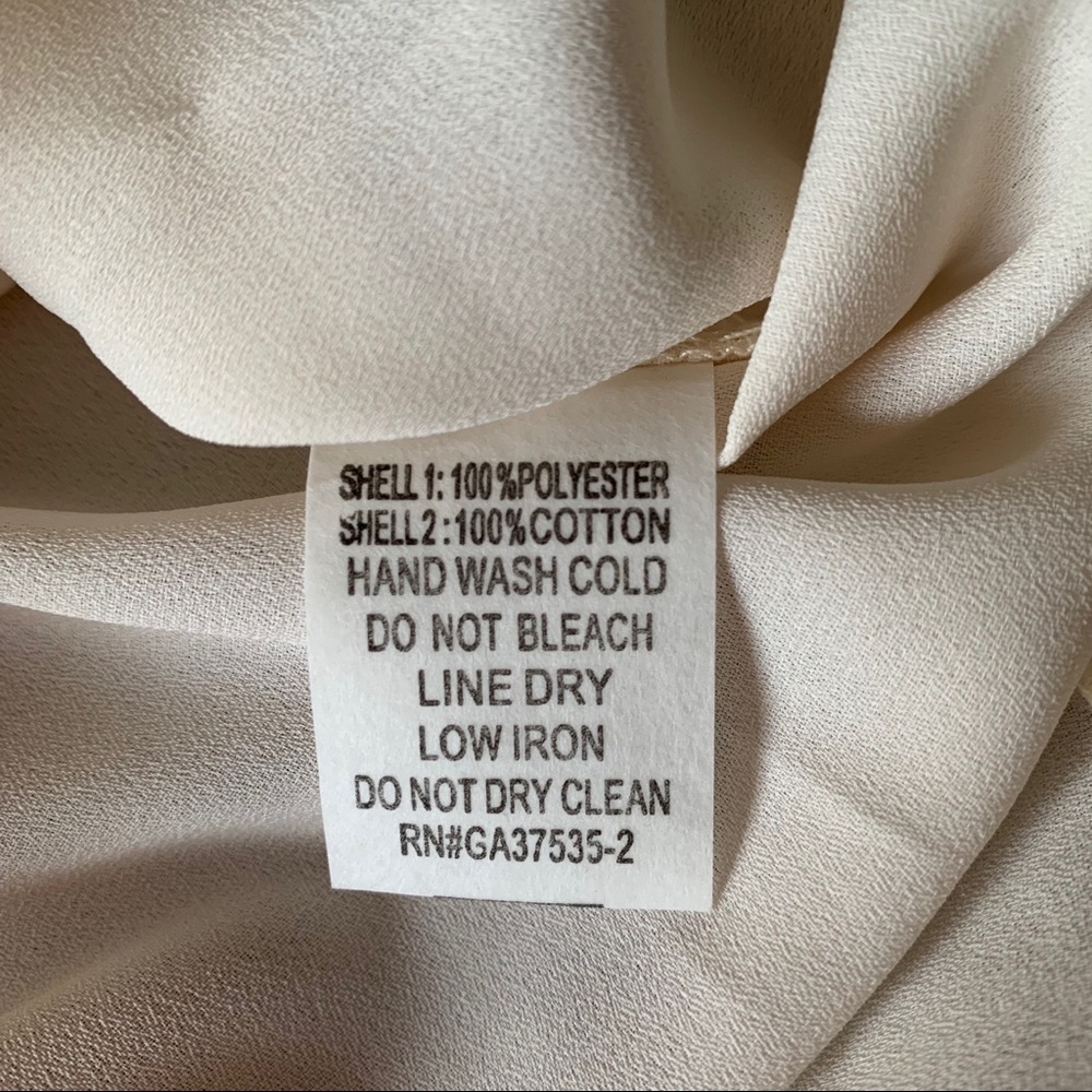 Sweet cream top. NWT. Open weave detail. - Picture 5 of 5